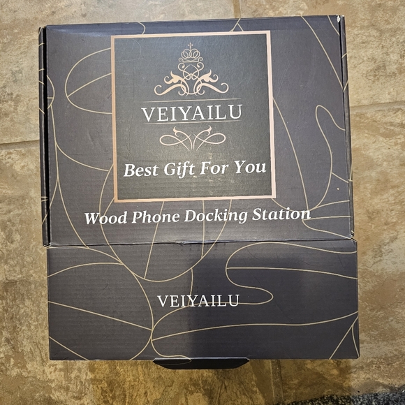 VEIYAILU Gifts for Men Women  Wood Phone Docking Station. NEW - Picture 4 of 5